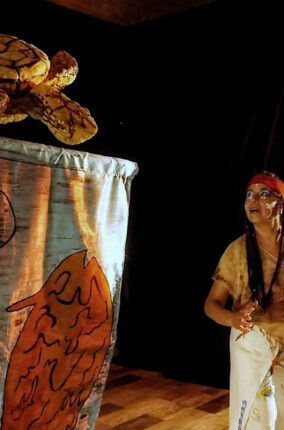 LA OBRA DE TEATRO: AK/AYOTZIN, EL TRISTE CANTO DE UNA TORTUGA