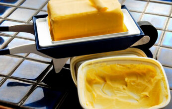 MARGARINAS Y MANTEQUILLAS, ¿SON LO MISMO?