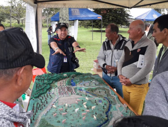 LAS LUCHAS POR LA GESTION COMUNITARIA DEL AGUA EN COLOMBIA