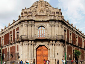 PALACIO DE LA ESCUELA DE MEDICINA PARTE 2
