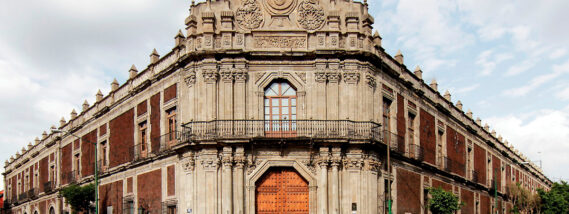 PALACIO DE LA ESCUELA DE MEDICINA PARTE 2